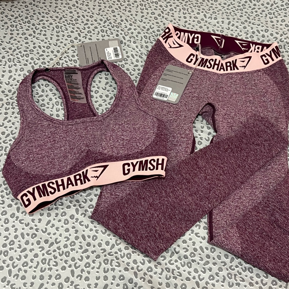 GYMSHARK women’s set Dark berry